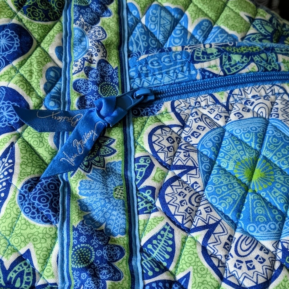 Vera Bradley Cross-body bag - Picture 4 of 4